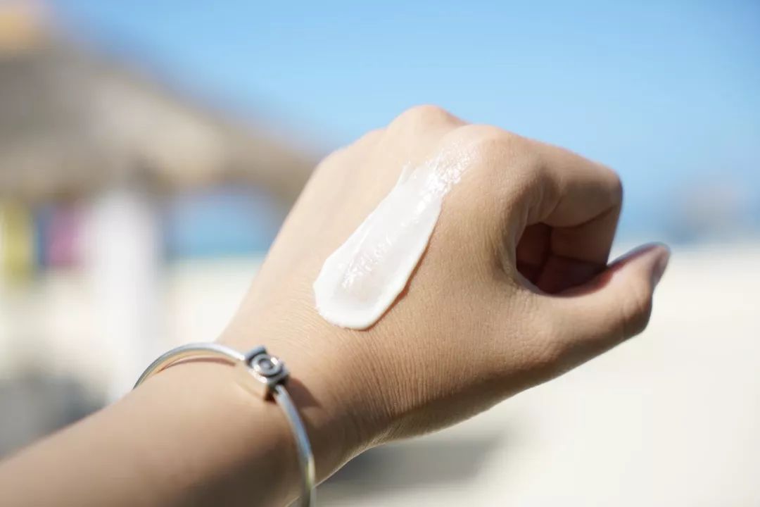 保湿滋润效果好的秋冬季面霜,这个秋冬让肌肤喝饱水