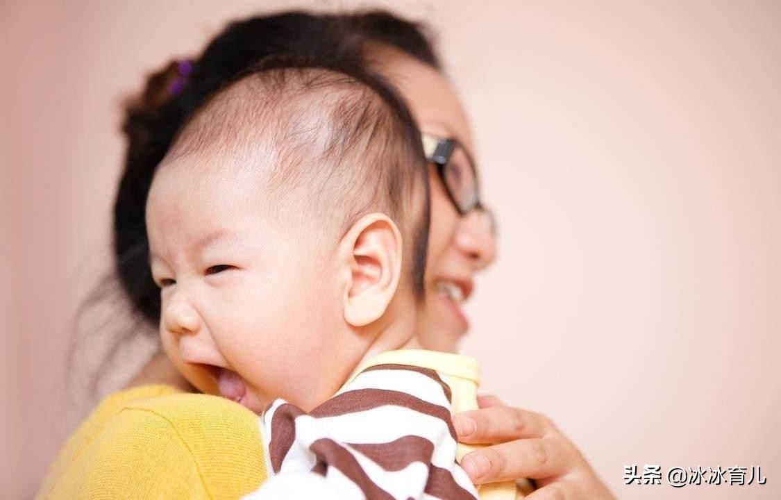 孩子断奶后仍想摸乳房、吸吮乳头，宝妈们知道这是为什么吗？