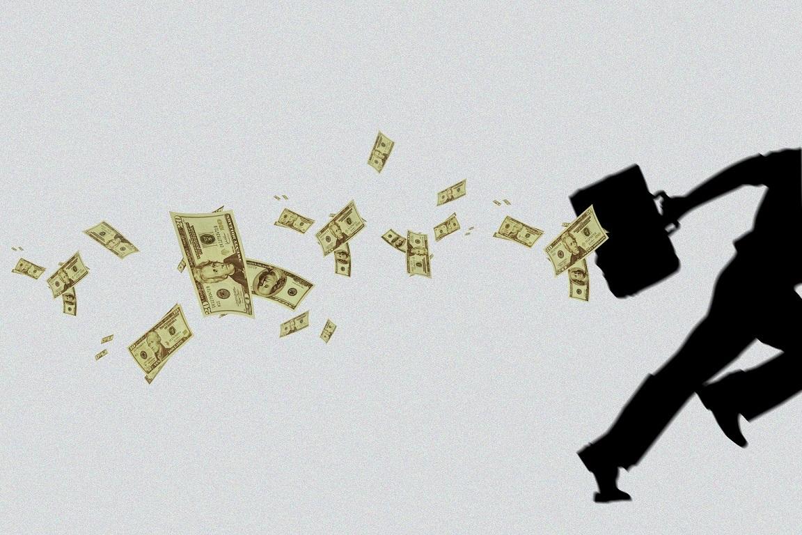 信用卡借贷影响什么,信用卡逾期一次会影响房贷利率吗