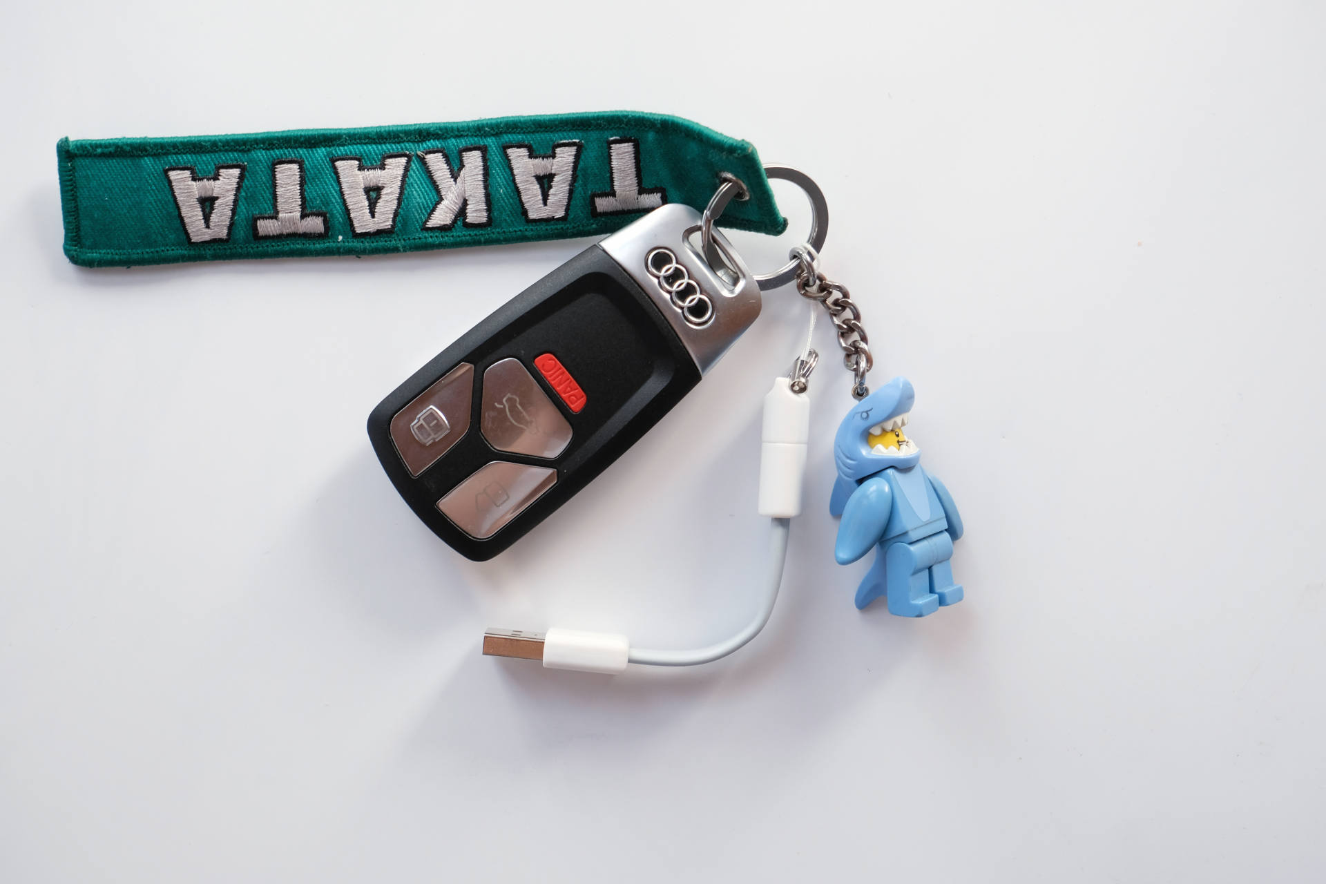 摩米士充电宝10000毫安实测,三电一兽共享充电宝