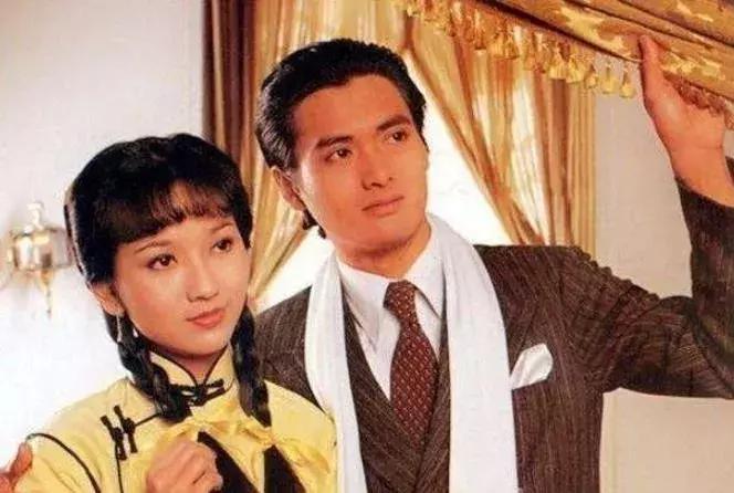 十七岁歌曲香港,一首17岁歌曲