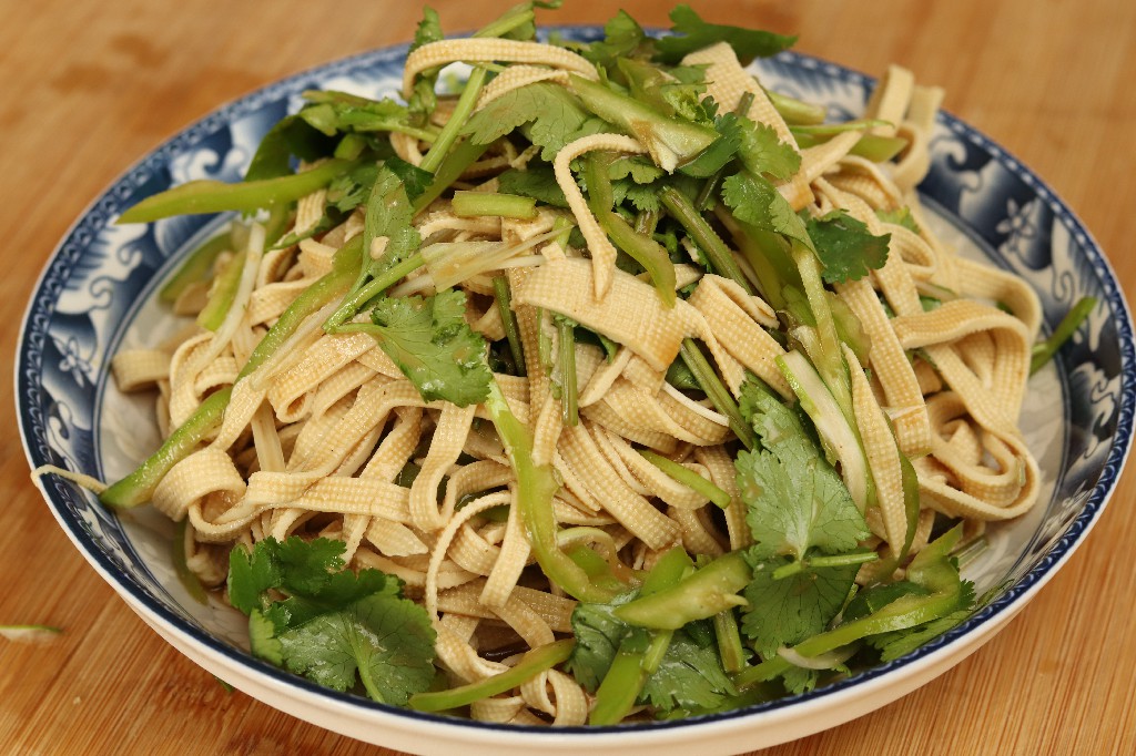 豆腐皮不放辣怎么炒才好吃家常菜,豆腐皮不要蘸料怎么做