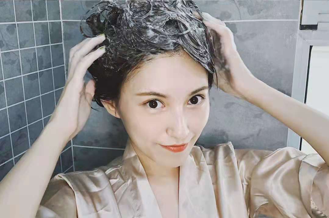 护发素怎么避免用在头皮上,护发素用到头皮会有什么影响