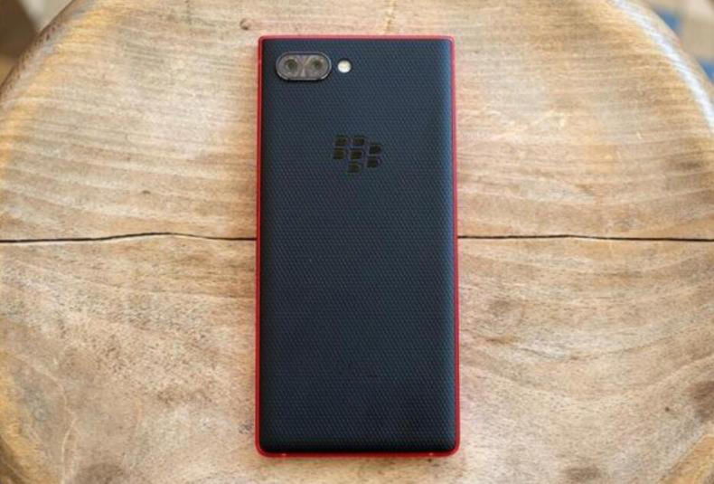 黑莓手机是如何走向衰落,黑莓还会出新手机吗