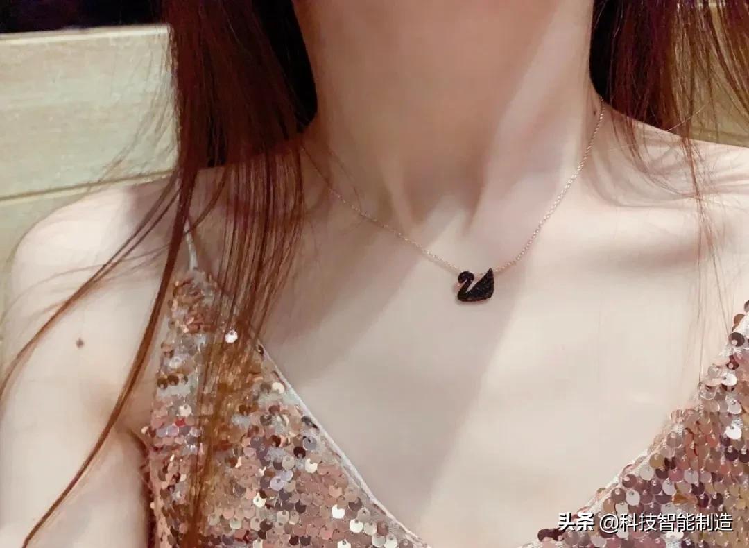 施华洛世奇百年纪念天鹅,施华洛世奇125周年纪念玫瑰金天鹅