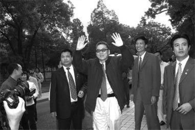 中南海保镖者美杰：保护乔丹、李敖大陆行，退役后成立安保公司