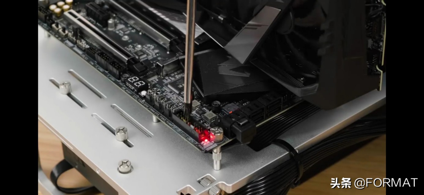 电脑蓝屏黑屏死机故障维修技巧,电脑蓝屏黑屏不开机什么原因