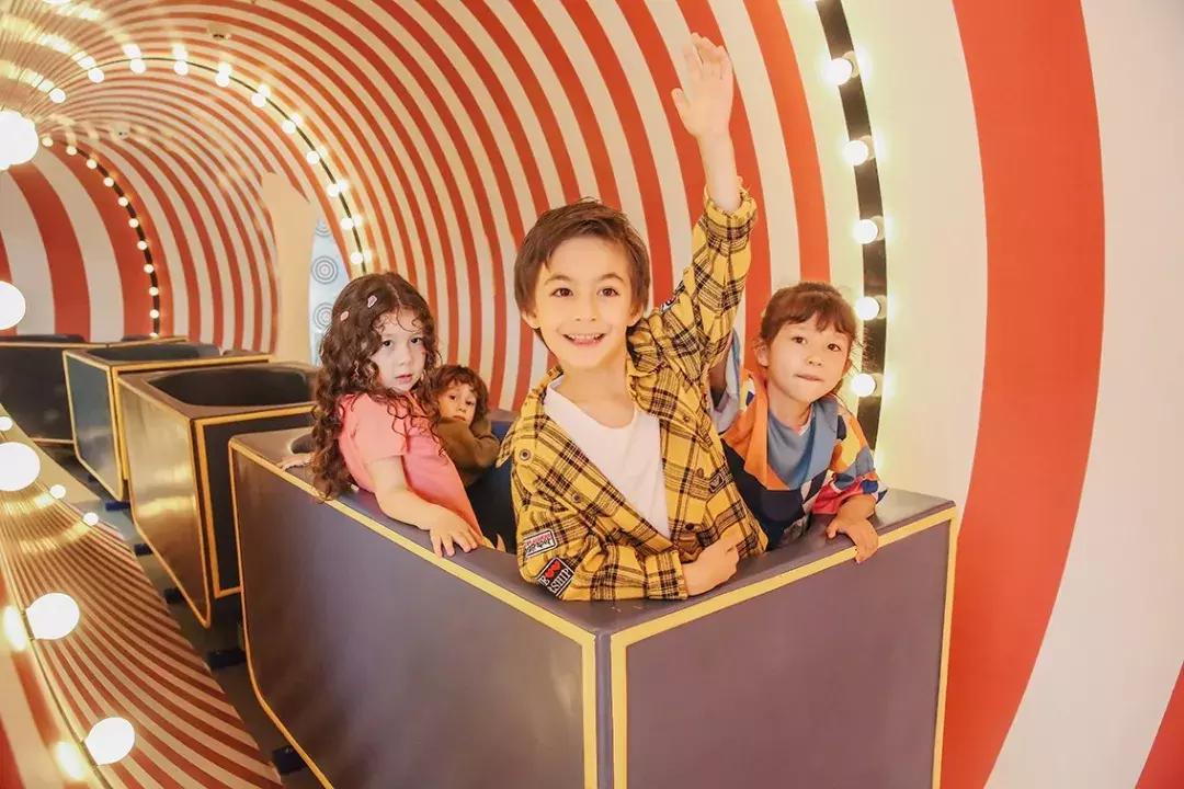 山本耀司儿童游乐园,山本耀司儿童