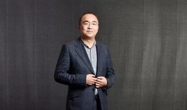 武汉16家方舱医院关门大吉，是时候曝光这位湖北首富了