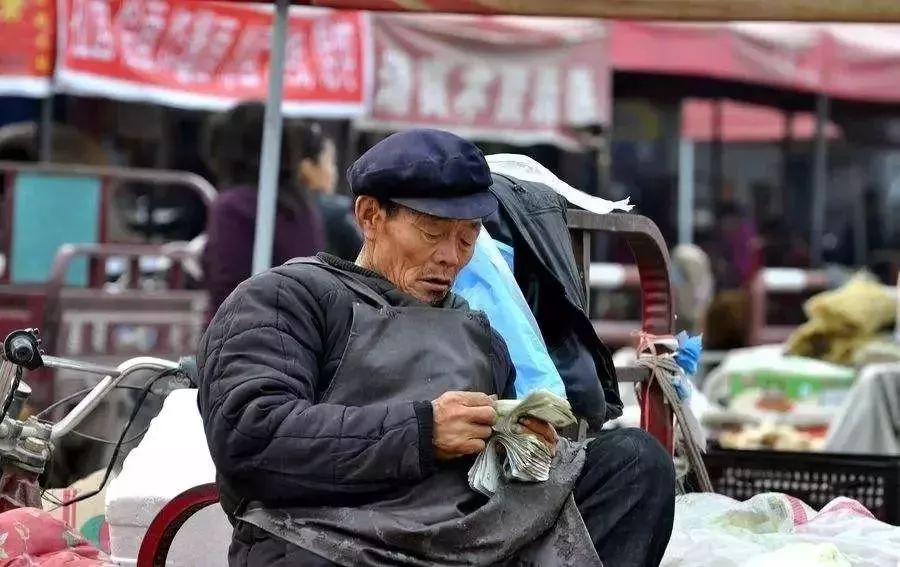 我们都是土生土长的农村娃,我们都是湖北人