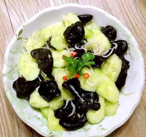 这五种蔬菜宜多吃,这5种常见的蔬菜别再吃了