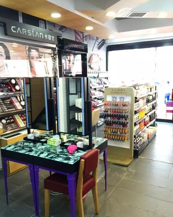 化妆品店如何让“爆品”给门门吸客引流？