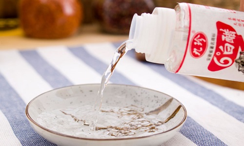 米醋和白醋的区别竟然是这些,陈醋米醋香醋白醋各有什么用处