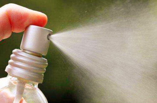 怎么消除宠物狗异味,养宠物狗怎么在屋内清除异味