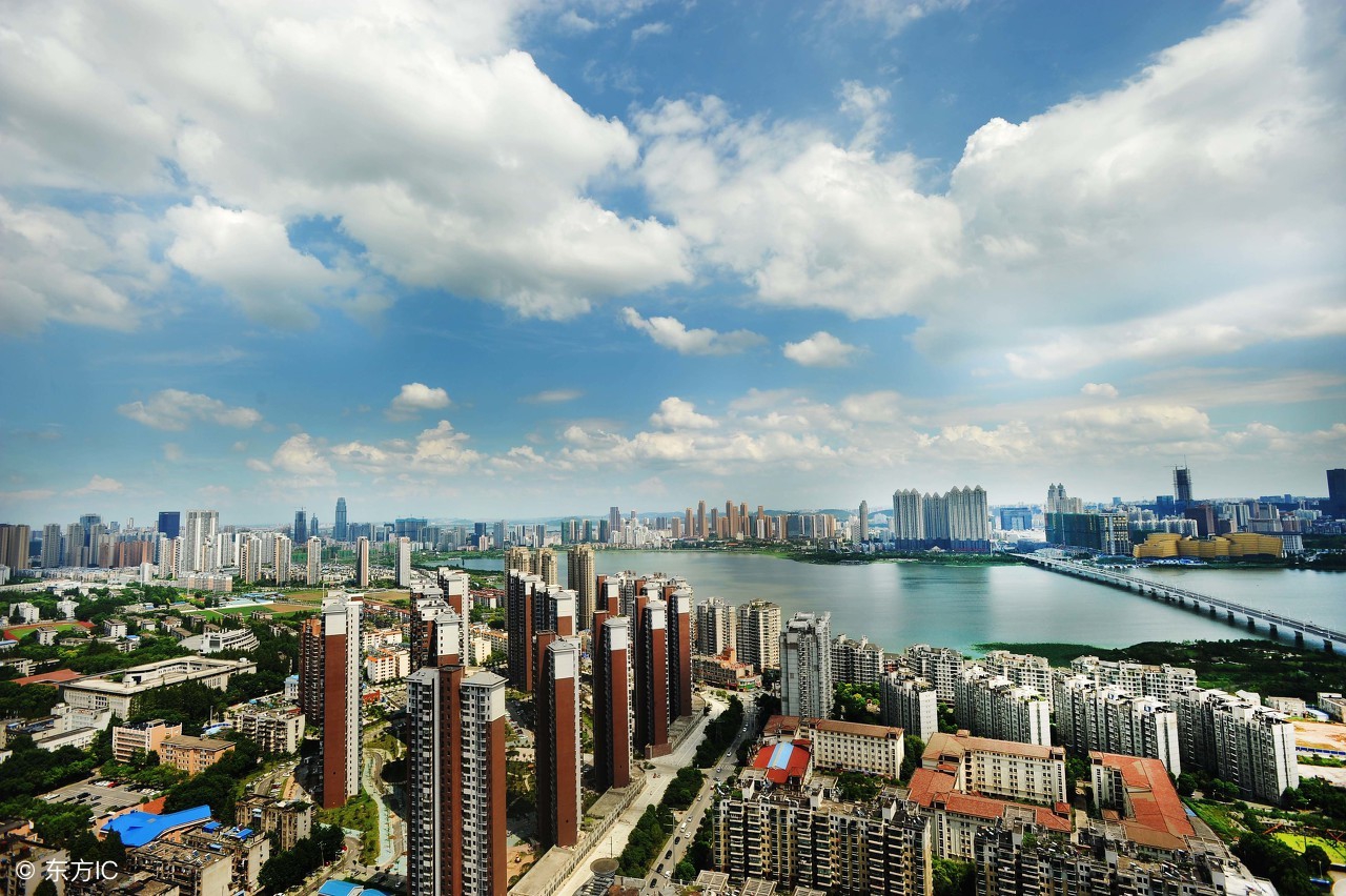 楼市三箭齐发出手还是再等等,楼市抢房最新消息