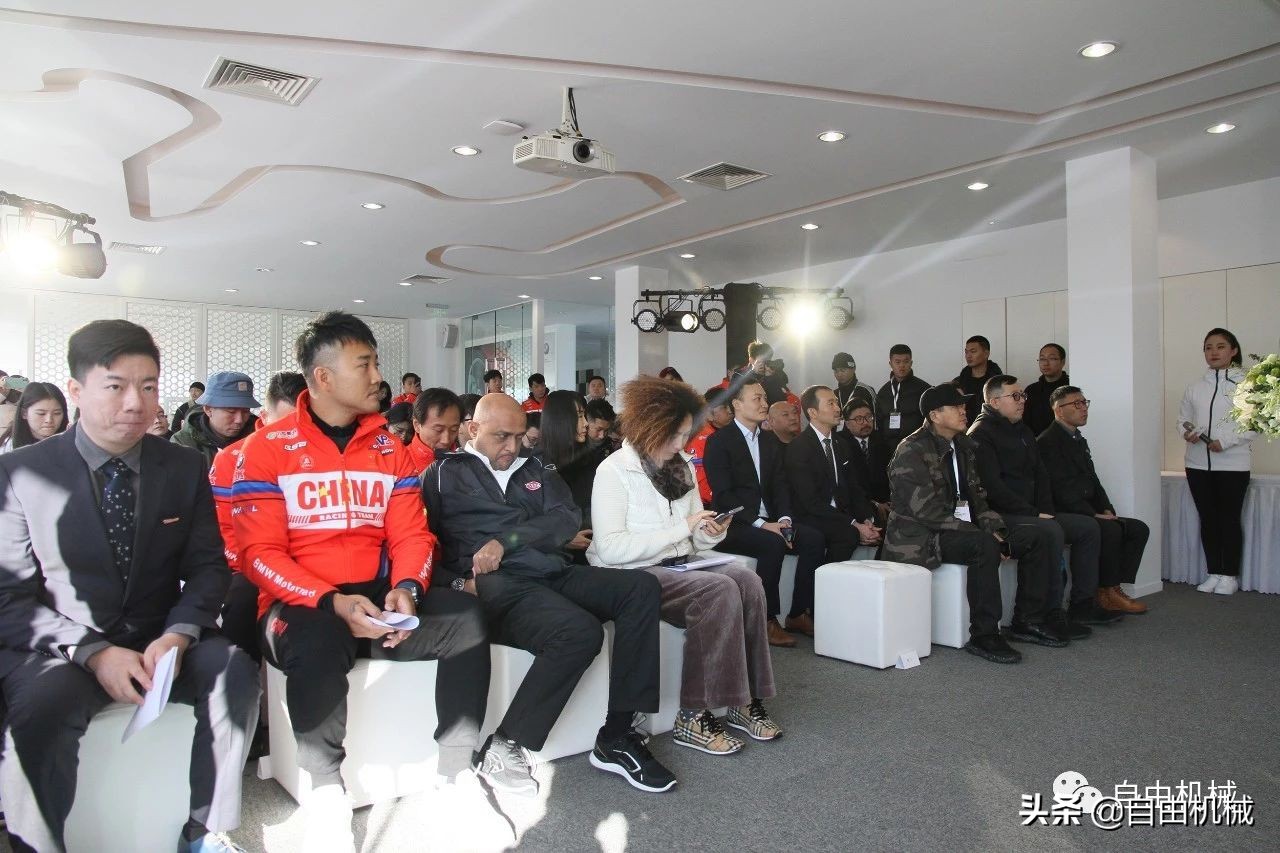 百万赛车为中国出战BMWHP4RACE正式披上五星战袍丨业界