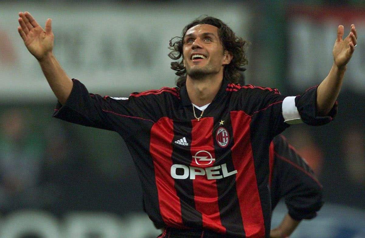 天下足球十大催泪文案罗曼罗兰,天下足球经典退役球星文案