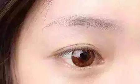 眉毛稀少怎么办用什么涂在眉毛上,眉毛稀少眉形的特征及修饰要领