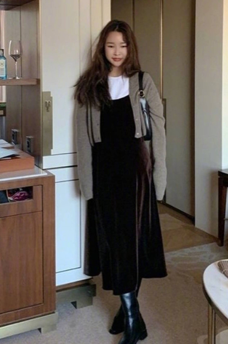 今年流行的时尚穿搭,今年流行的气质穿搭显年轻还不贵