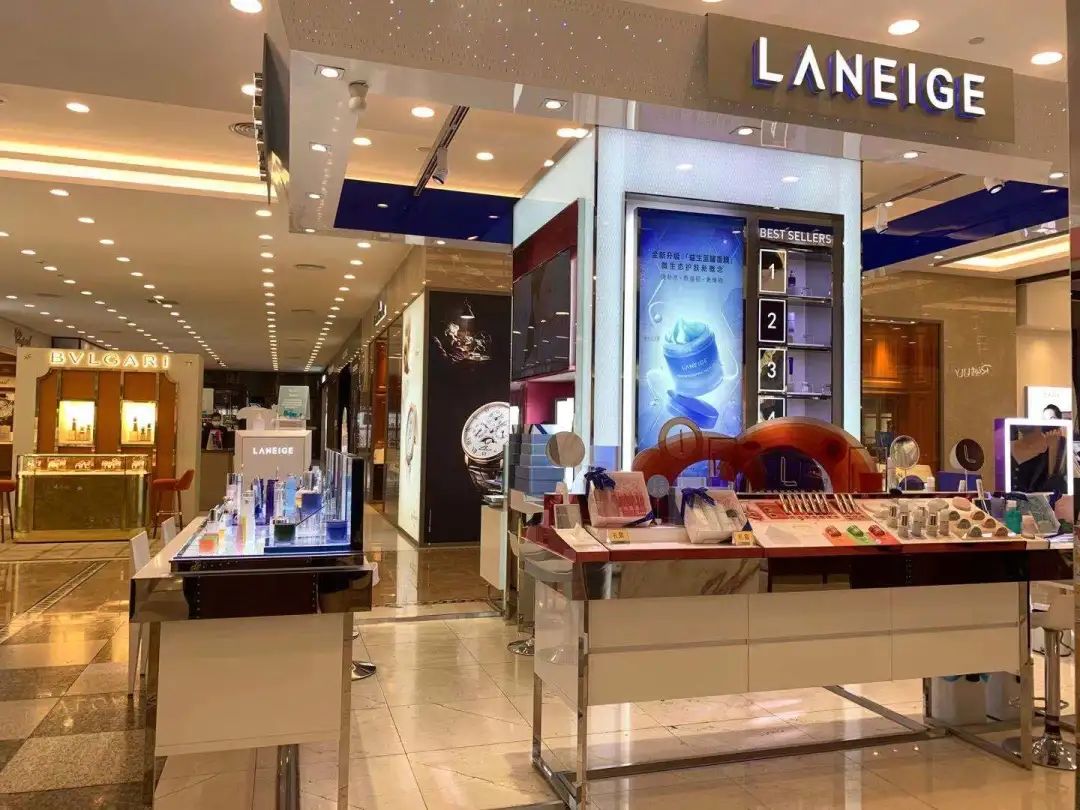 兰芝凝润柔光气垫新年版,兰芝13号气垫经典款