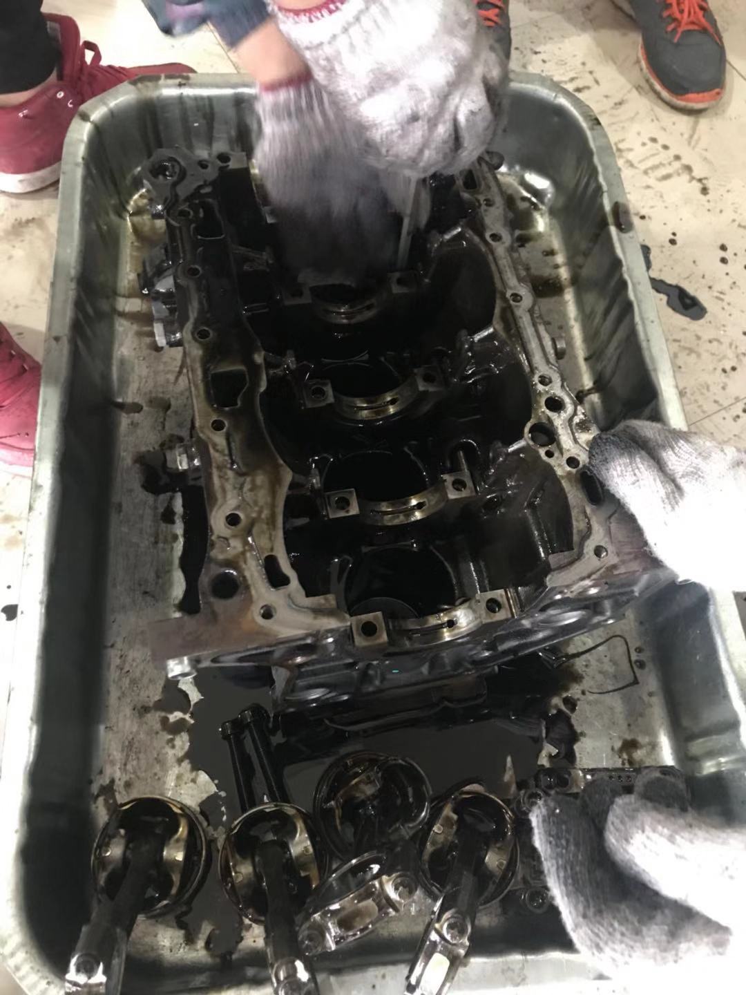 新款奥迪q3烧不烧机油,奥迪q31.4t烧机油吗