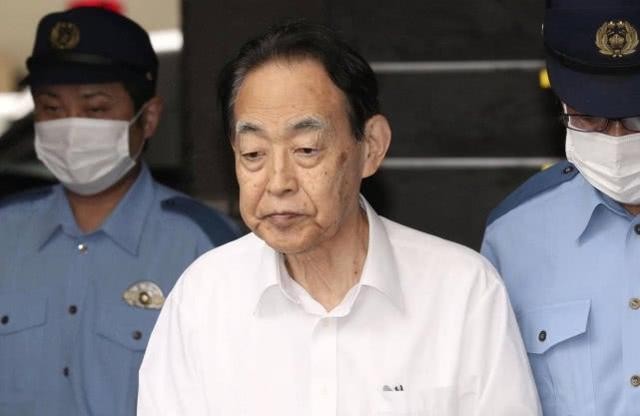 日本疯狂啃老族,父亲死亡一个月被发现,原因只为能多领养老金