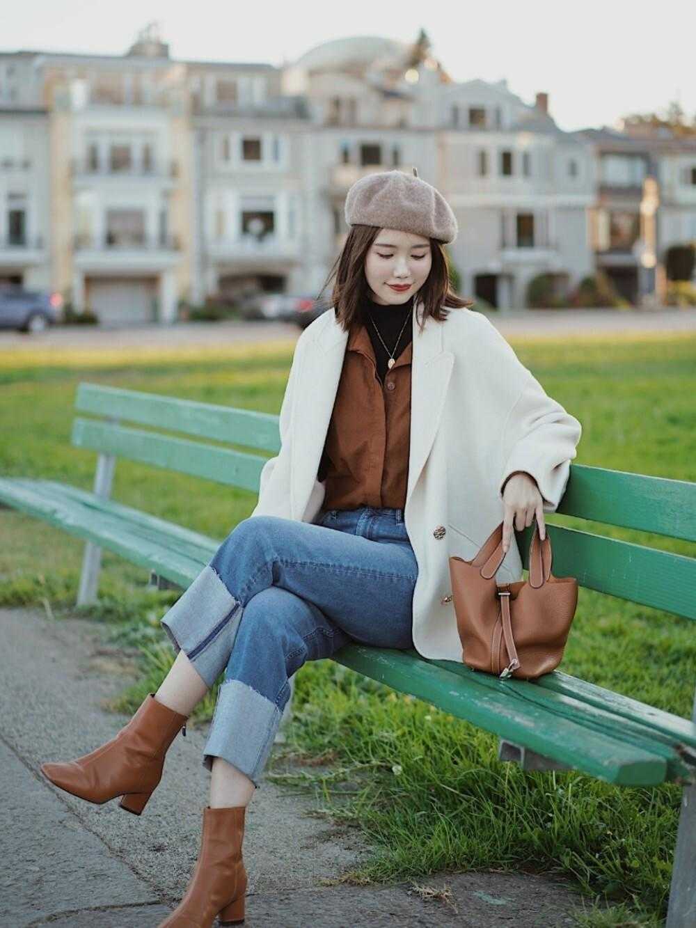 高个子驼色大衣搭配小香风连衣裙,小个子穿驼色大衣配什么裙子