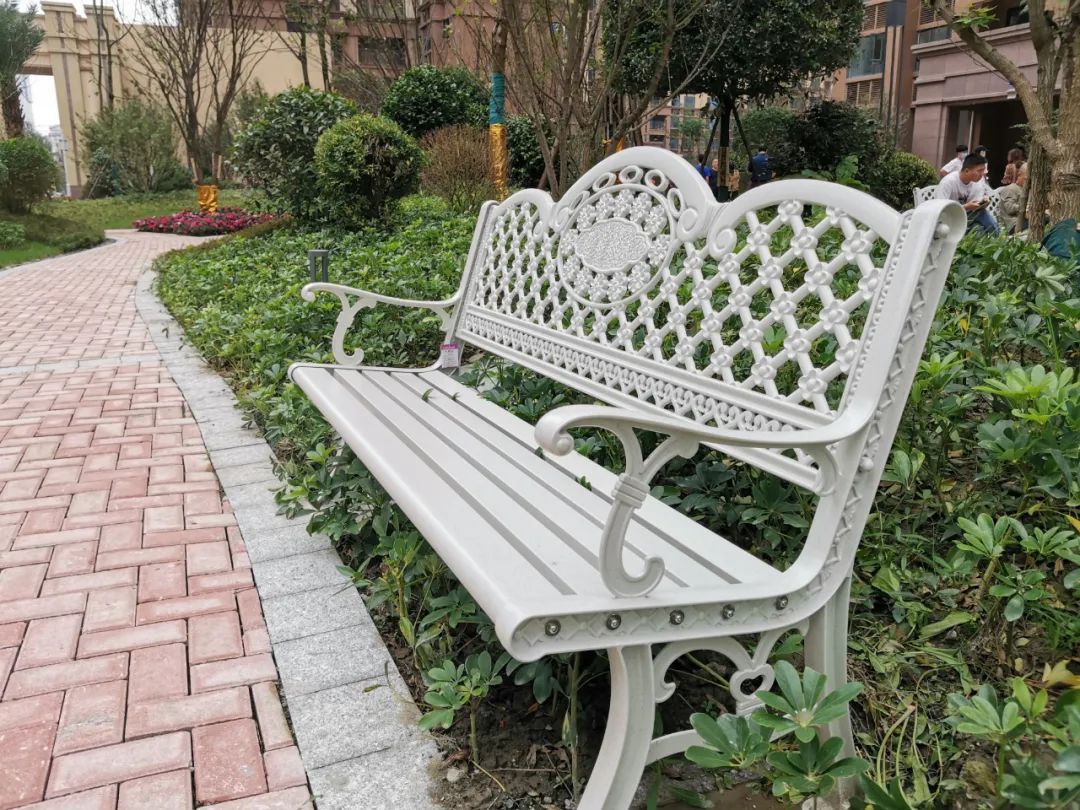 都江堰近10年房价变化,都江堰最大在售带花园的房子