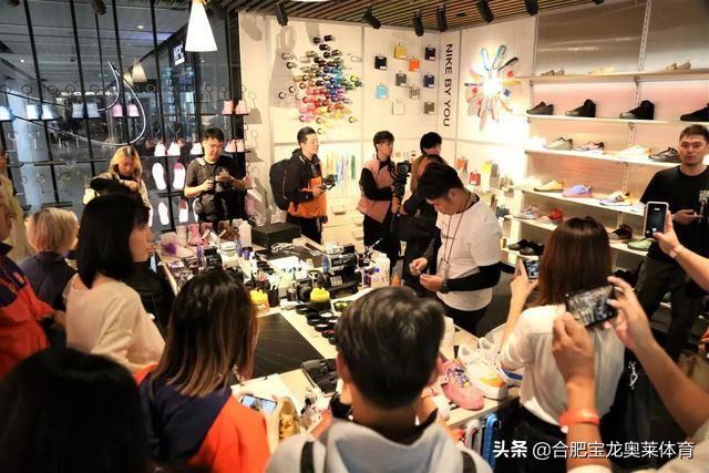 耐克阿迪达斯折扣店加盟哪个靠谱,耐克阿迪达斯品牌折扣店开店技巧