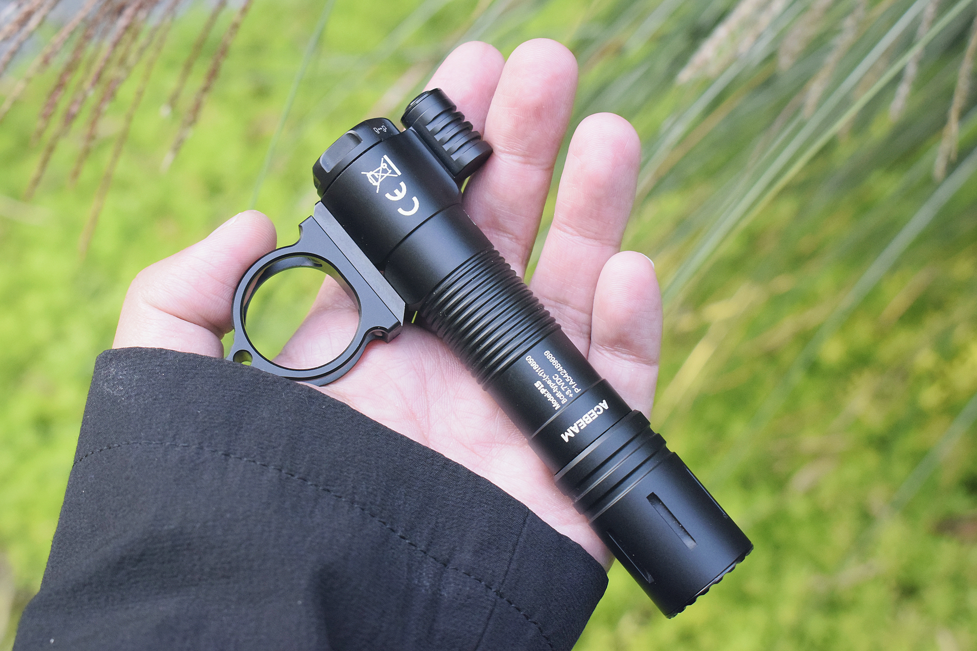 acebeam捍卫者p15手电测评,acebeamp15捍卫者战术手电