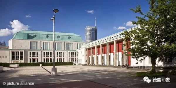 德国埃森属于哪个城市,德国埃森在德国的什么位置