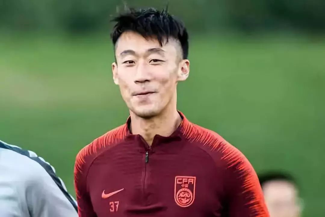 国脚张鹭醉驾判刑,天海主帅回应张鹭醉驾