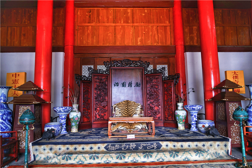 丽江古城为什么不属于玉龙雪山,丽江古城为什么没有城墙和城门