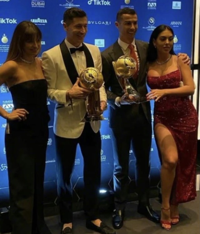 花花公子遇到真爱,c罗年轻花花公子