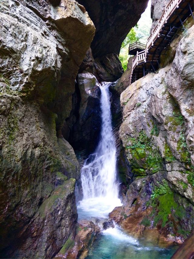 真实的神农架野人之谜,神农架最神秘传说