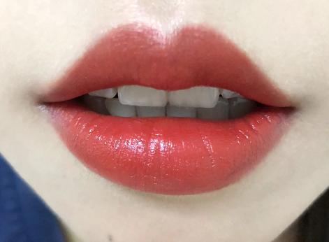 mac和雅诗兰黛粉底哪个好,mac和雅诗兰黛哪个更适合混油皮