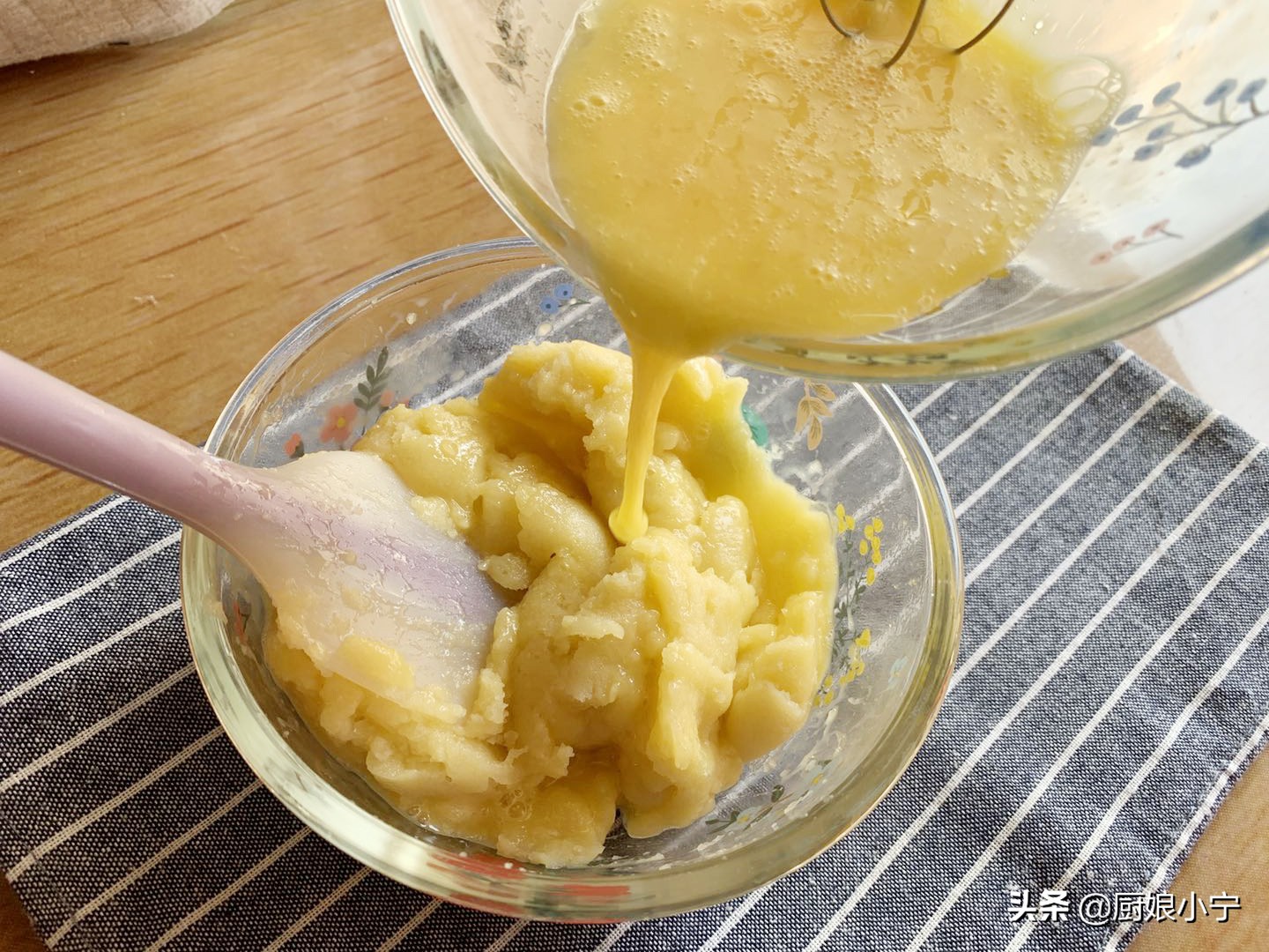 无需酵母粉的面粉做法,面粉的各种做法不用酵母加小苏打