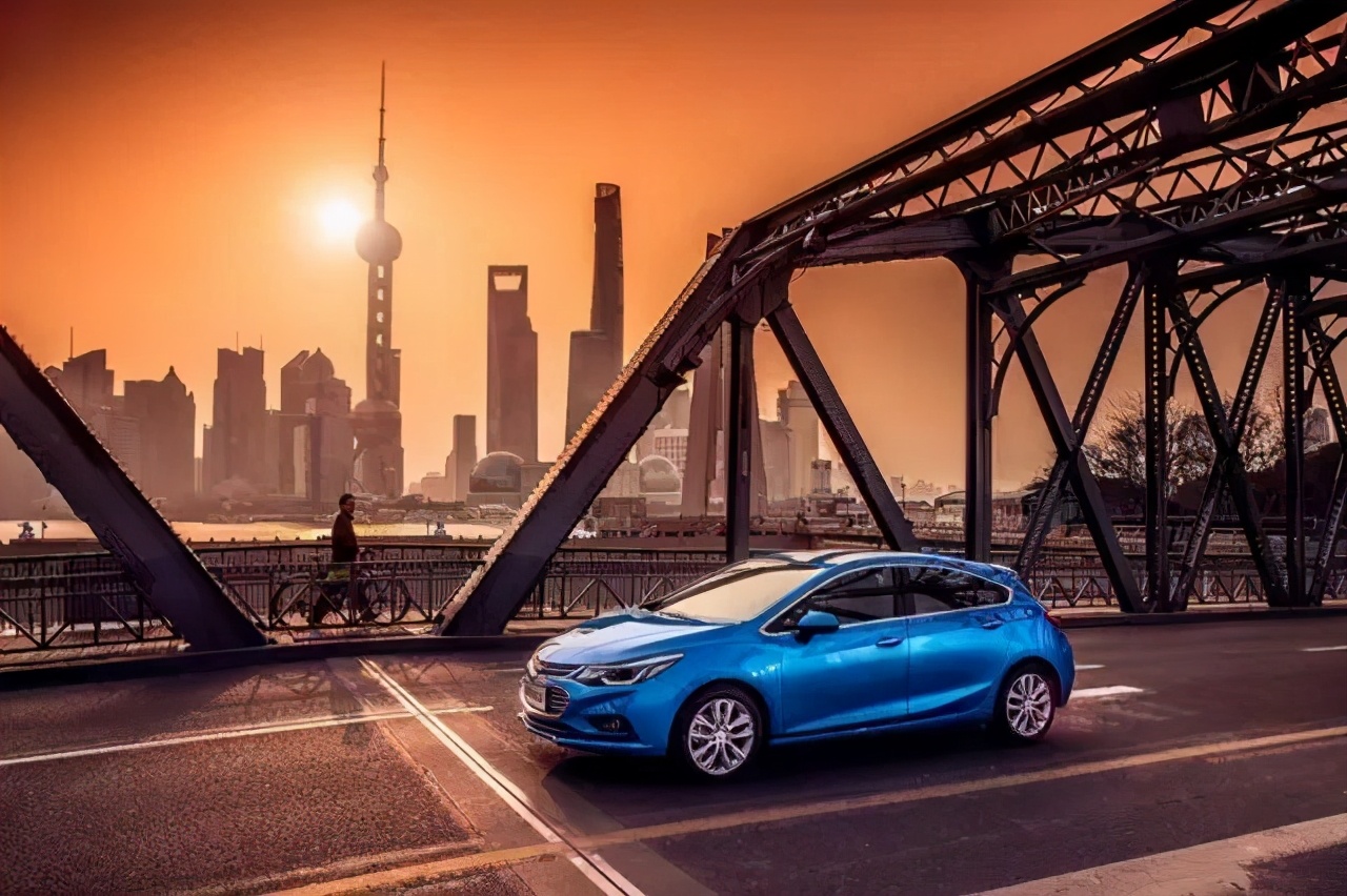 雪佛兰科鲁兹2010款报废多少价位,十年的雪佛兰科鲁兹值不值得买