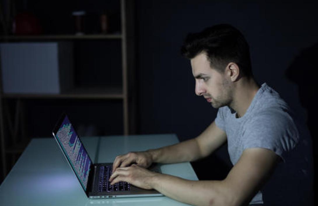 男人开始衰老有4个表现,男人出现这些症状就开始衰老了