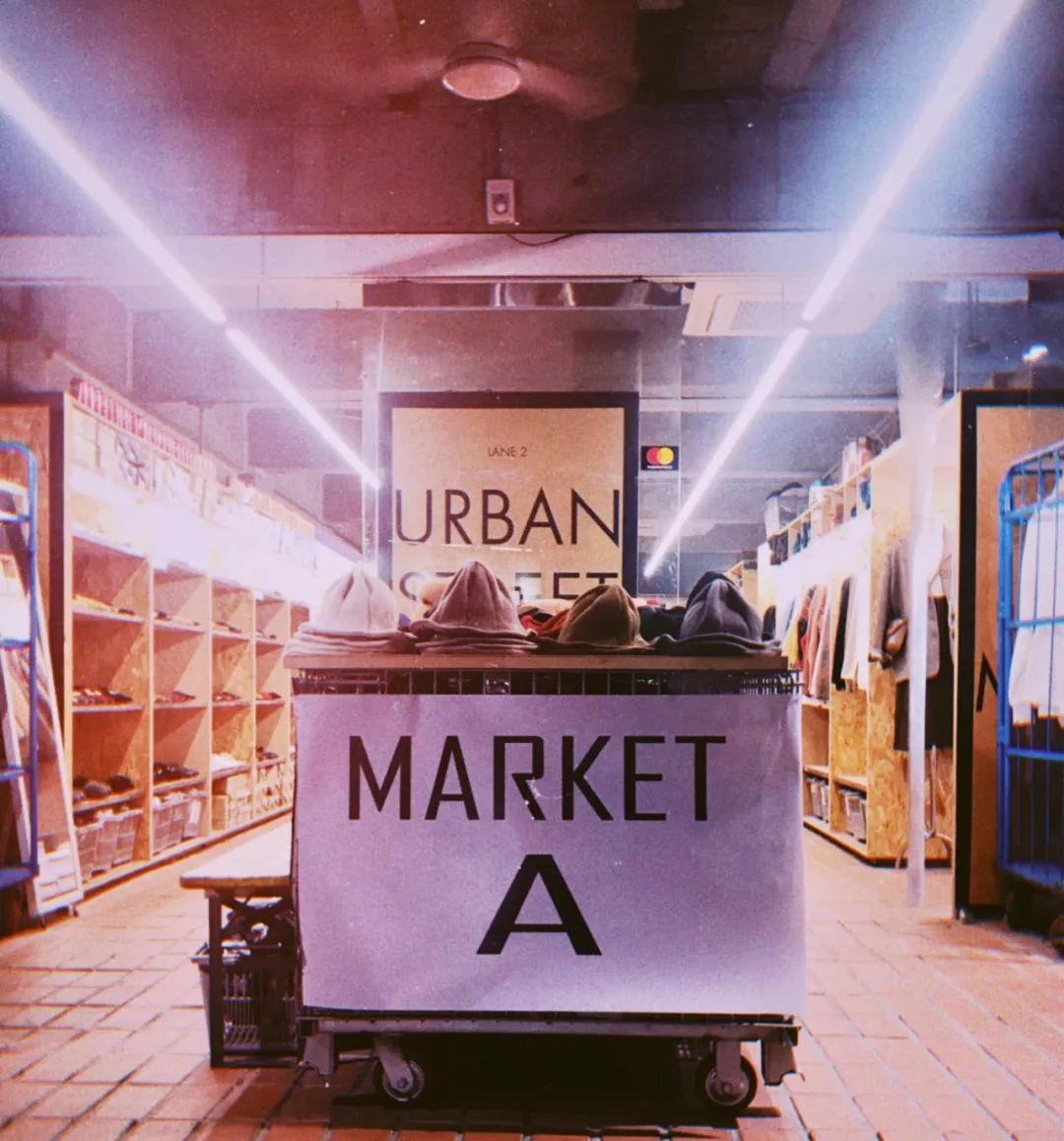 打HPV、考国际驾照、当练习生、看演唱会、泡夜店，这才是首尔