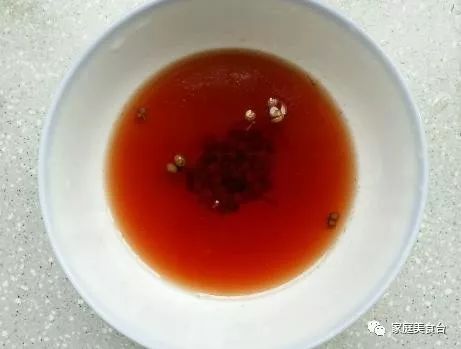 豆瓣酱的家常做法怎么样才红亮,如何制作豆瓣酱颜色红亮味俱全