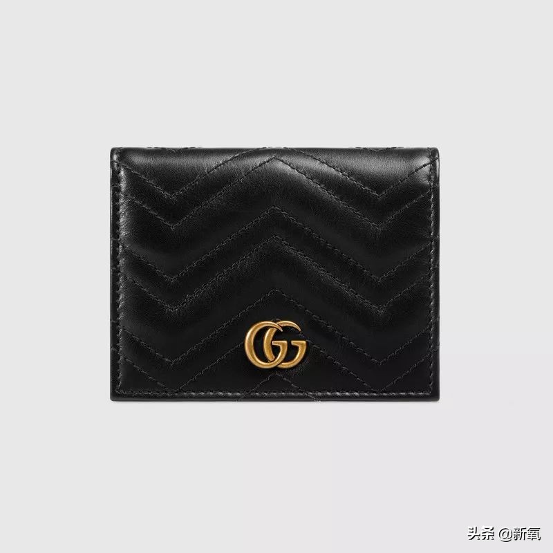 怎么买香奈儿女表,两万多买lv还是香奈儿