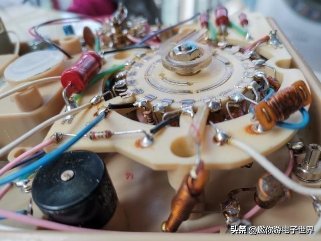 指针万用表怎样选购,如何选购万用表表笔