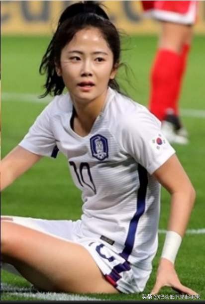 那些颜值爆表的女足运动员