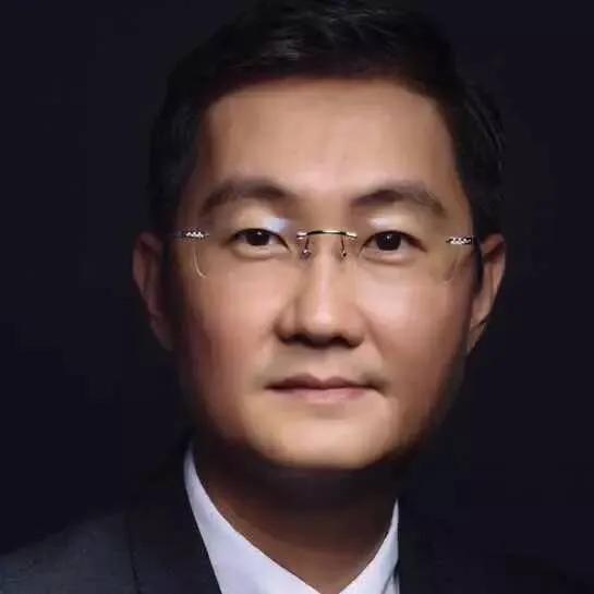 马化腾靠什么赚大钱,马化腾他是怎么变富的