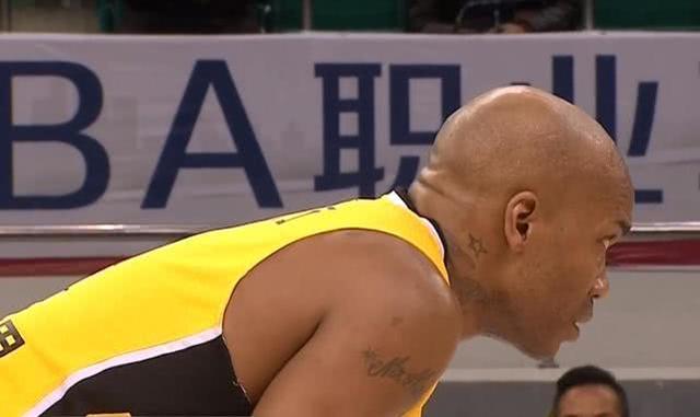 马布里教练苦练基本功,马布里训练北控