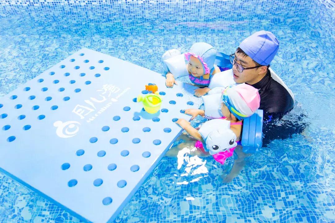 小孩坚持游泳一个月有什么变化,婴儿游泳还需要坚持吗