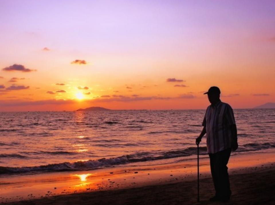 牛顿爱因斯坦对时间的结论,时间存在的意义爱因斯坦牛顿