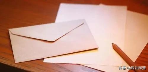 点开女朋友的个人空间，里面的照片让他五雷轰顶……