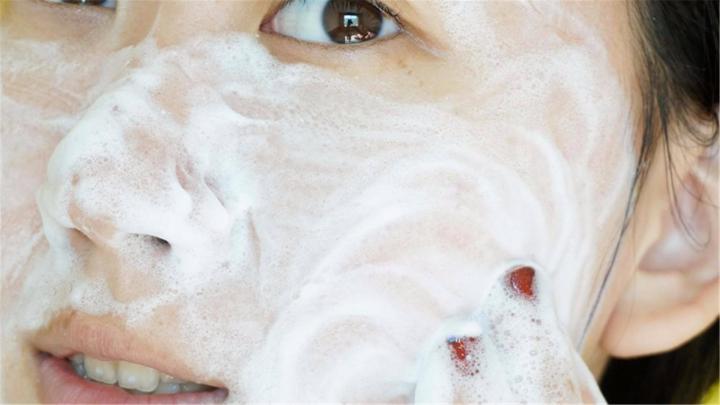 大宝哪款洗面奶最好用,大宝洗面奶哪款最好用